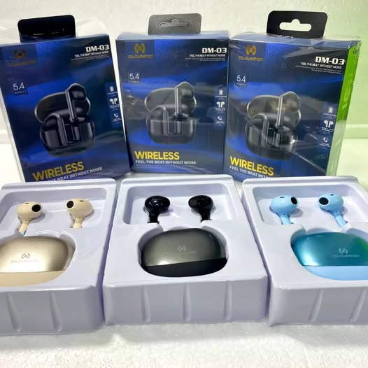 Coloration Dm-03 Wireless Earphones.